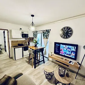 Alena Appartement